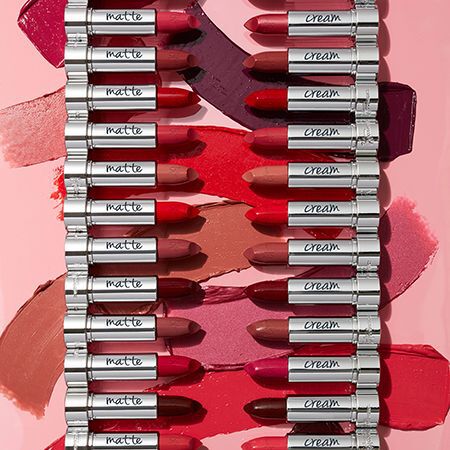 Pillow Lips Lipstick Cream and Matte Finish